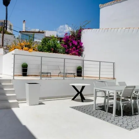 Frente Al Mar Bellamente Renovada * 에스테포나